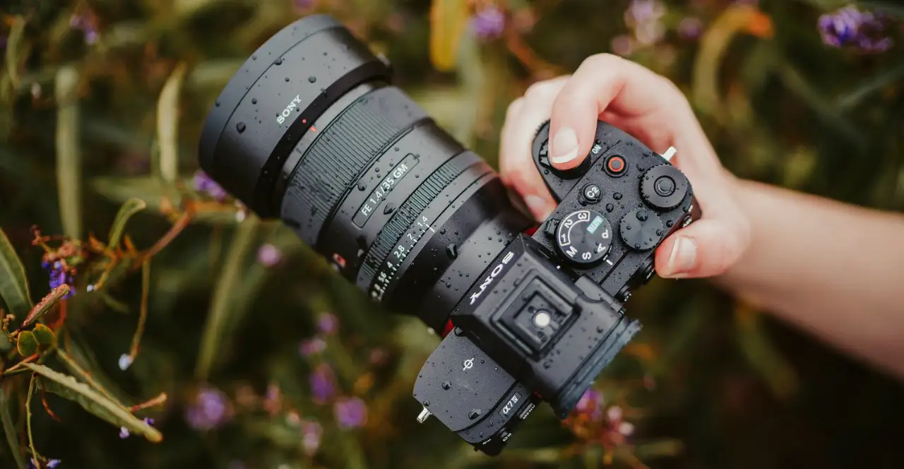 قابلیت‌های عکاسی سونی A7 III و سونی A7 IV